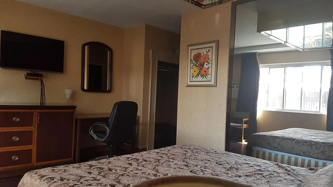 Chomedey Inn Laval 2*,